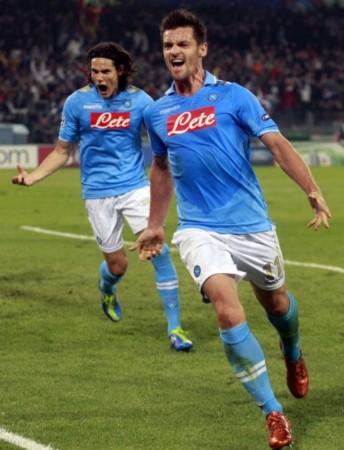 而像这位 而像这位